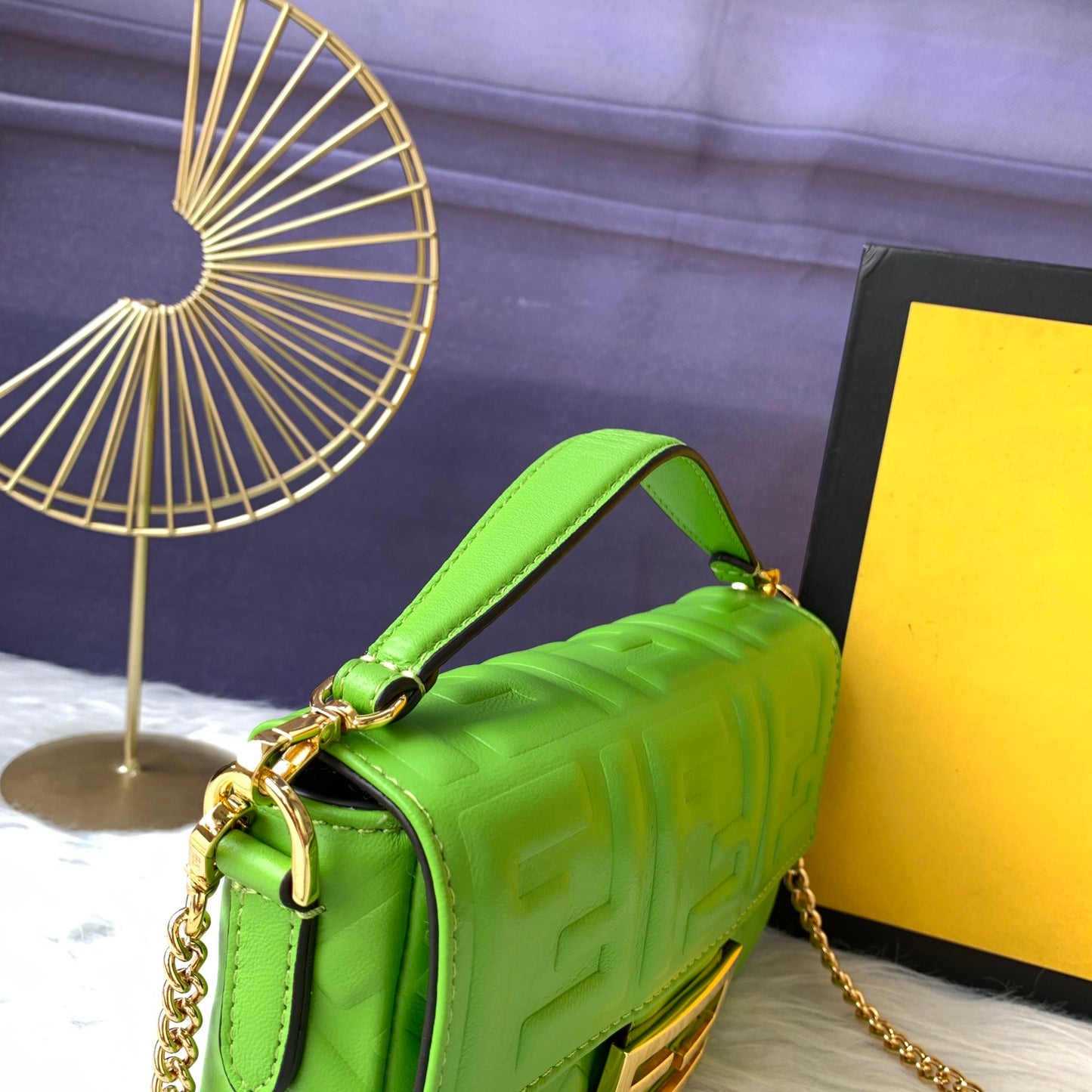 Fendi Baguette Mini Leather Crossbody Bag 19cm