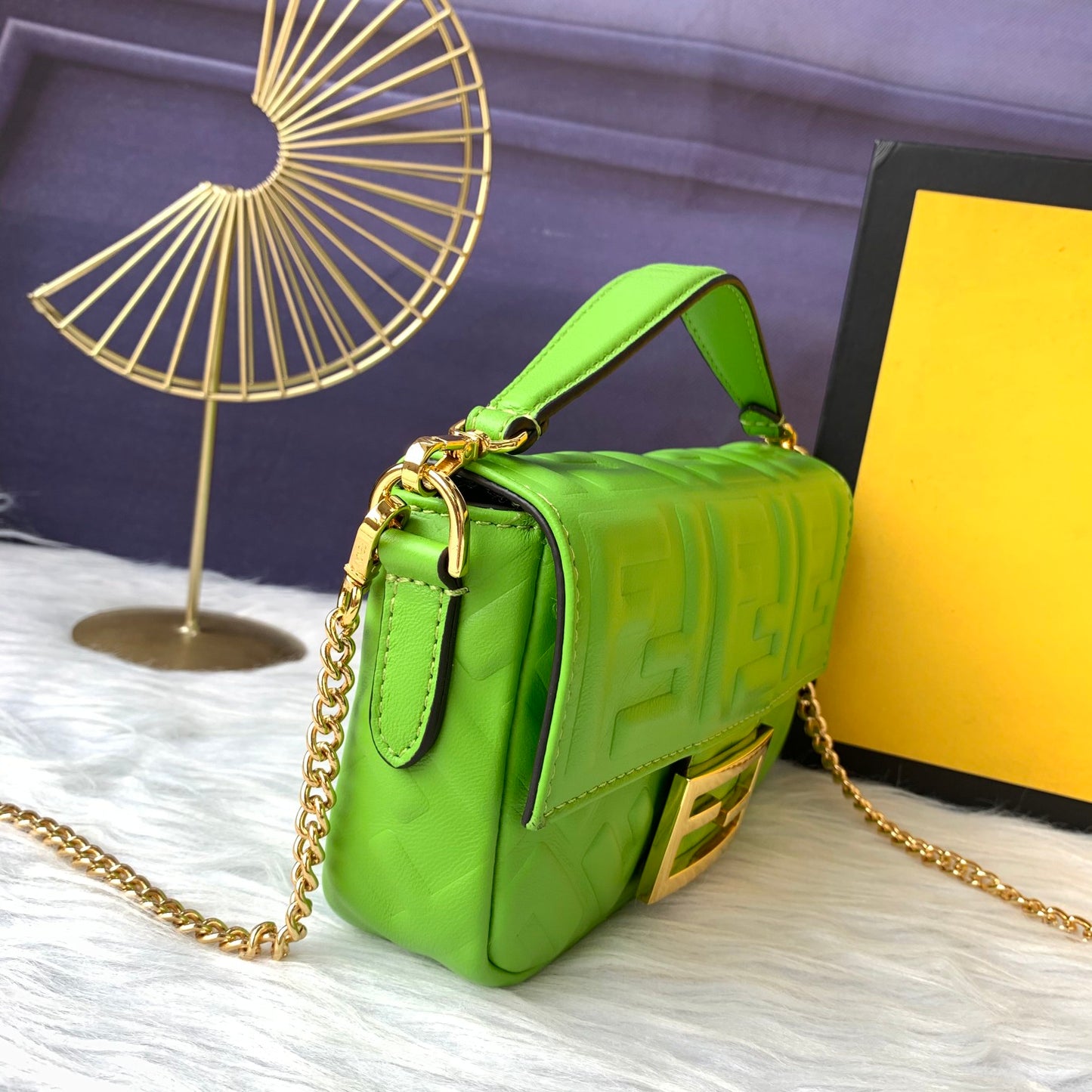Fendi Baguette Mini Leather Crossbody Bag 19cm