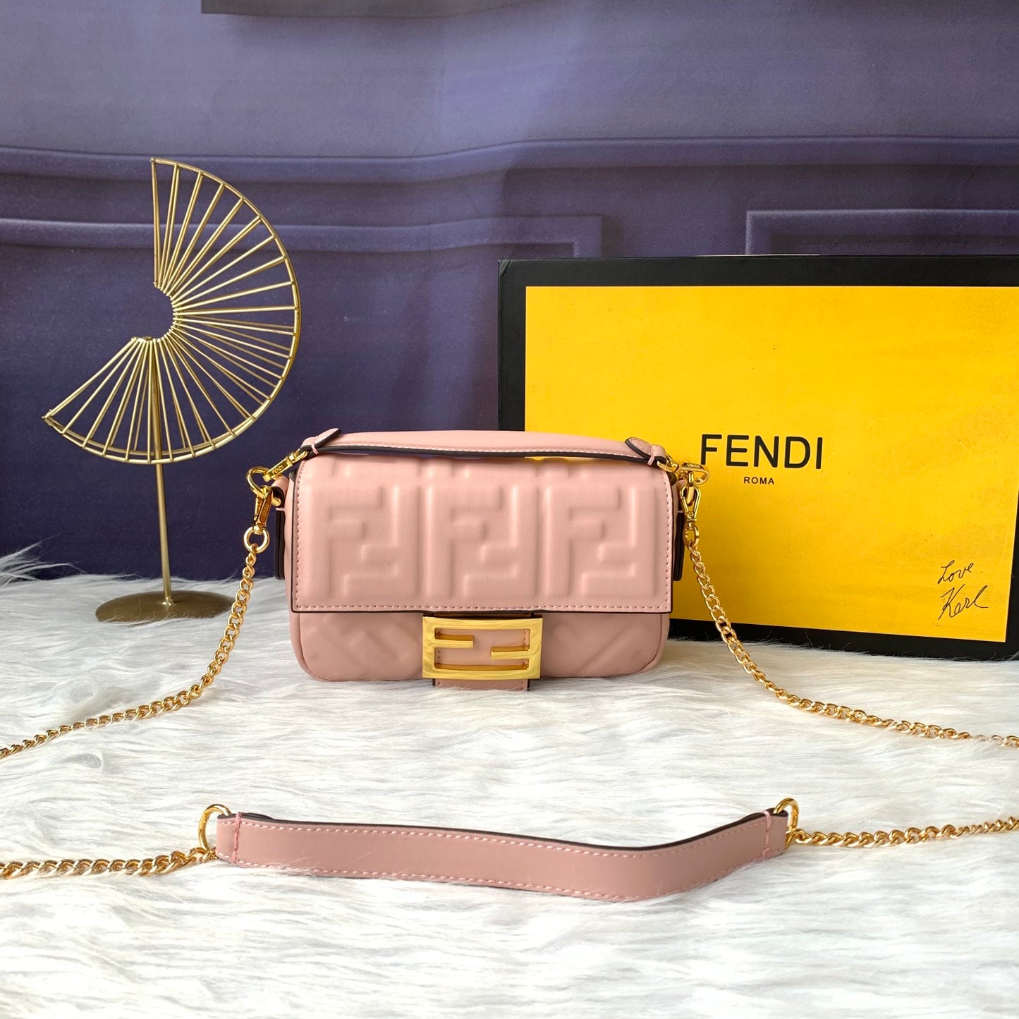 Fendi Baguette Mini Leather Crossbody Bag 19cm