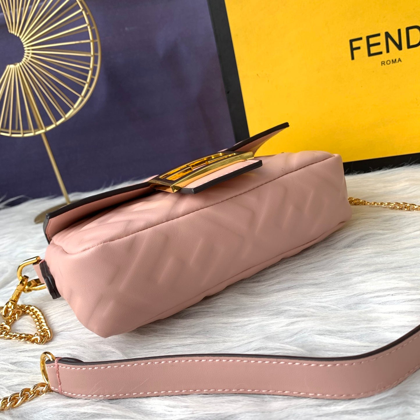 Fendi Baguette Mini Leather Crossbody Bag 19cm