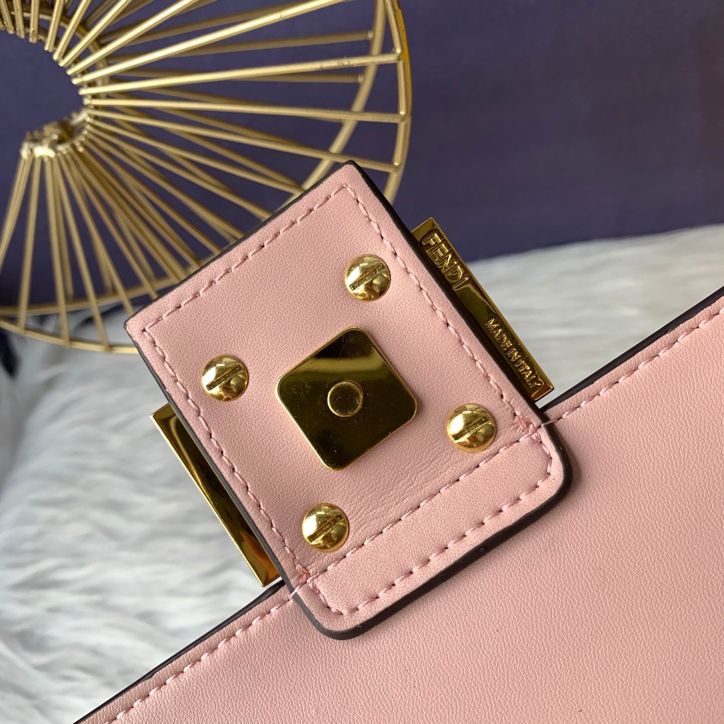Fendi Baguette Mini Leather Crossbody Bag 19cm