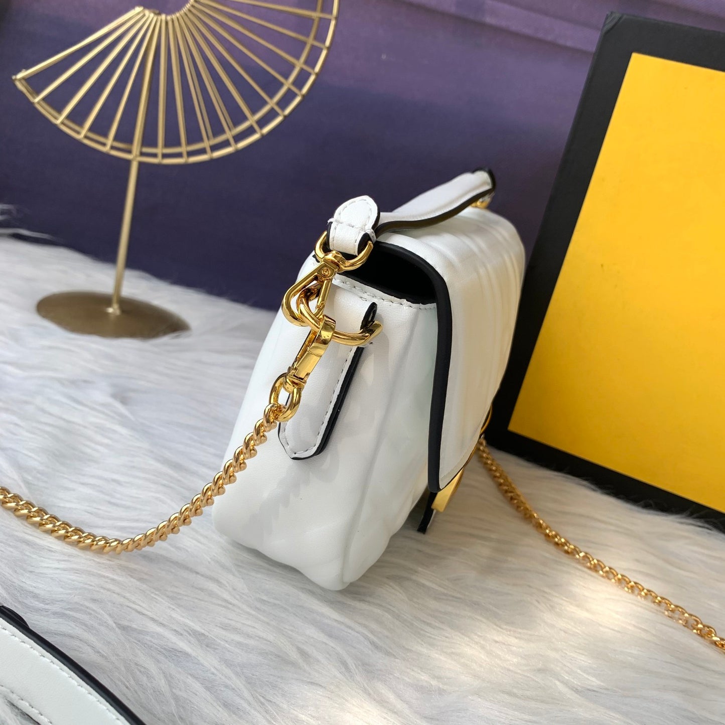 Fendi Baguette Mini Leather Crossbody Bag 19cm