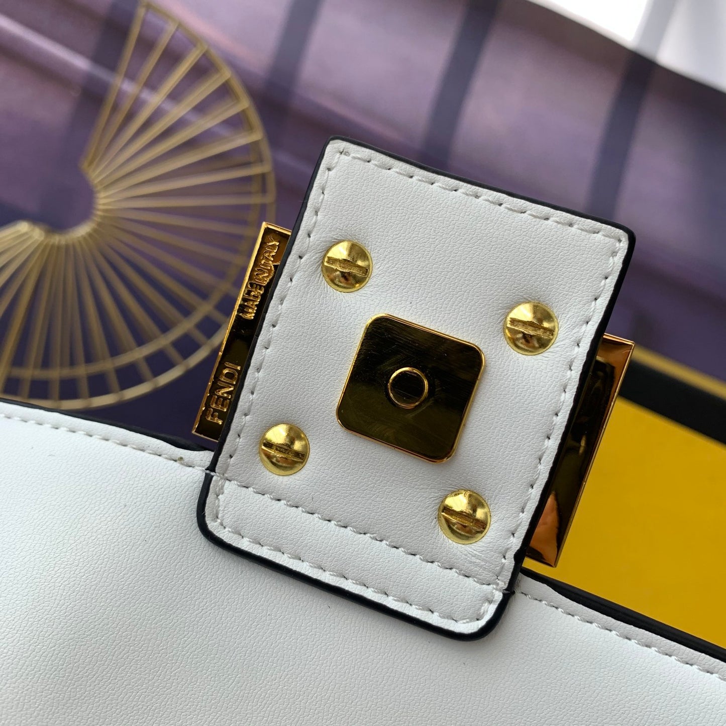 Fendi Baguette Mini Leather Crossbody Bag 19cm