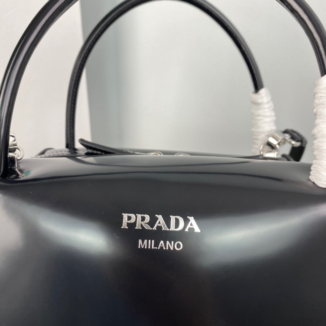 Prada Supernova Tote Bag Brushed Leather 31cm