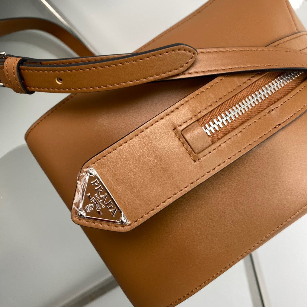 Prada Supernova Tote Bag Brushed Leather 25