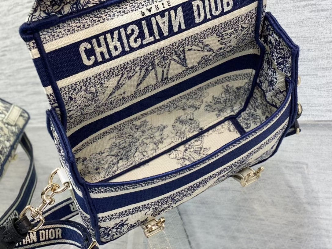 Dior Small Diorcamp Bag