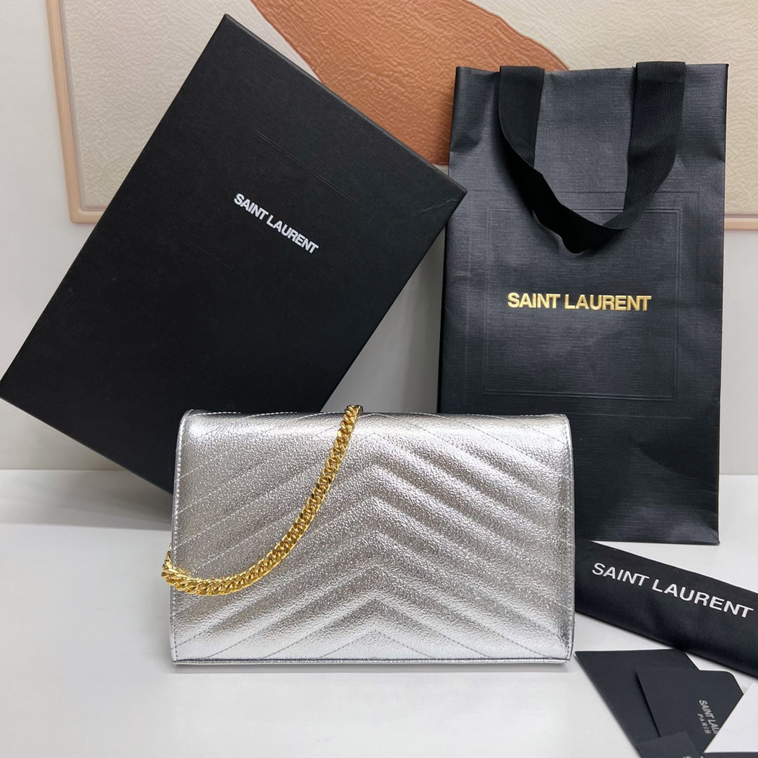Ysl Saint Laurent Woc Cassandre Wallet on Chain