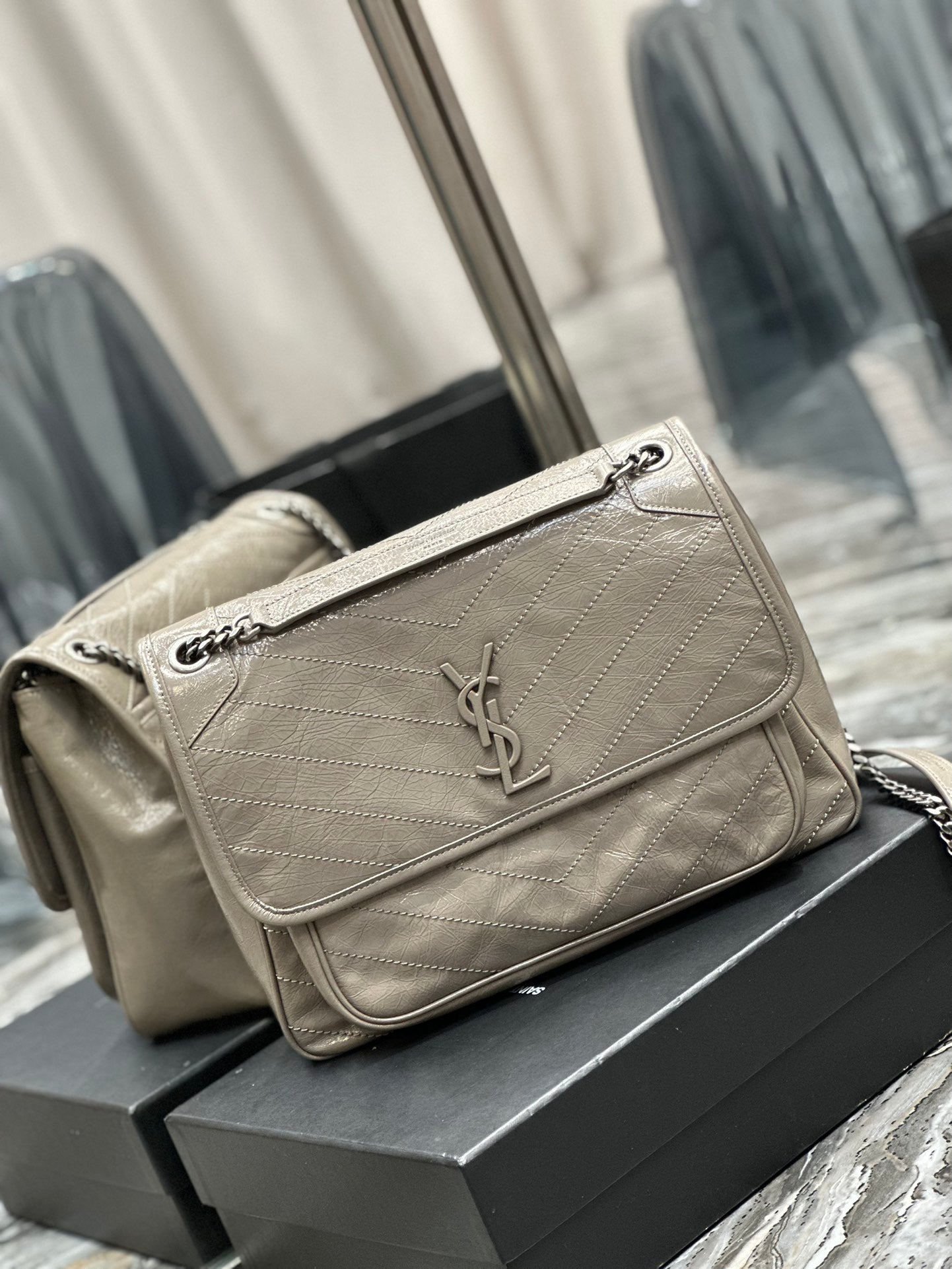 Ysl Saint Laurent Niki Bag Vintage Leather 32
