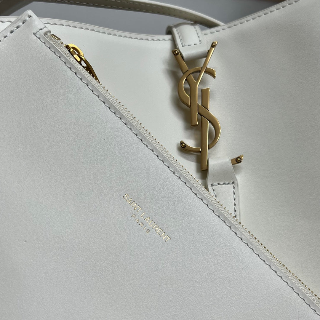 Ysl Saint Laurent LE 37 Bucket Bag
