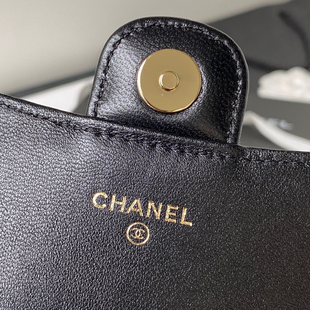 Chanel flap bag Leather
