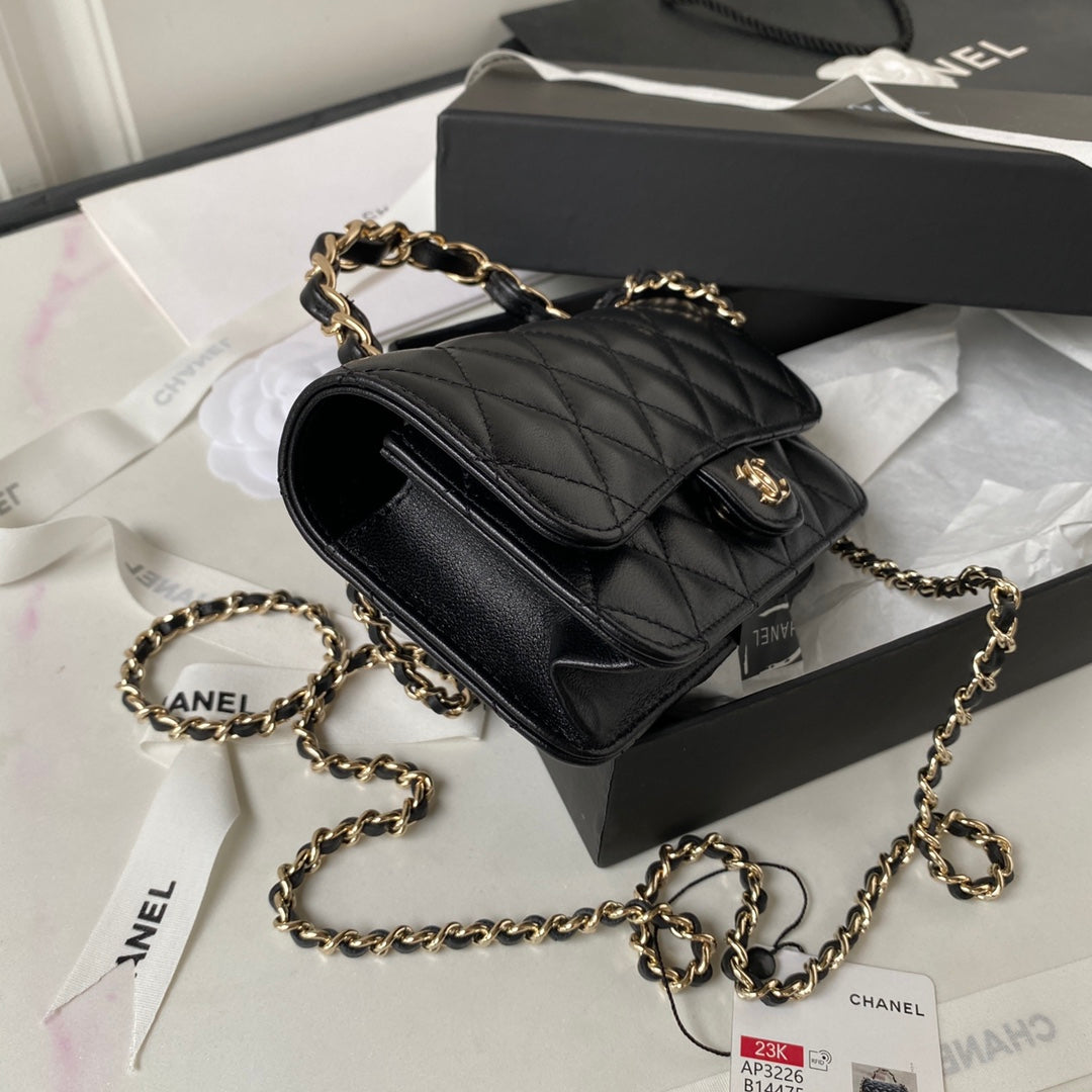 Chanel flap bag Leather