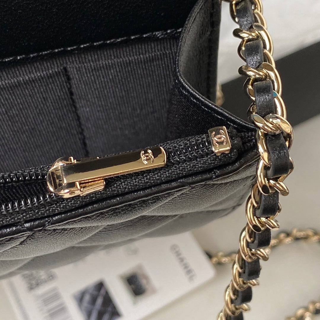 Chanel flap bag Leather
