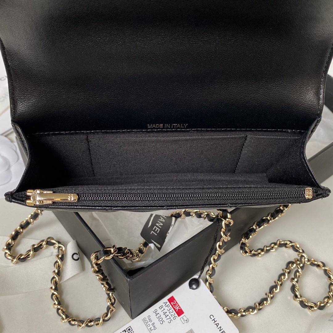 Chanel flap bag Leather