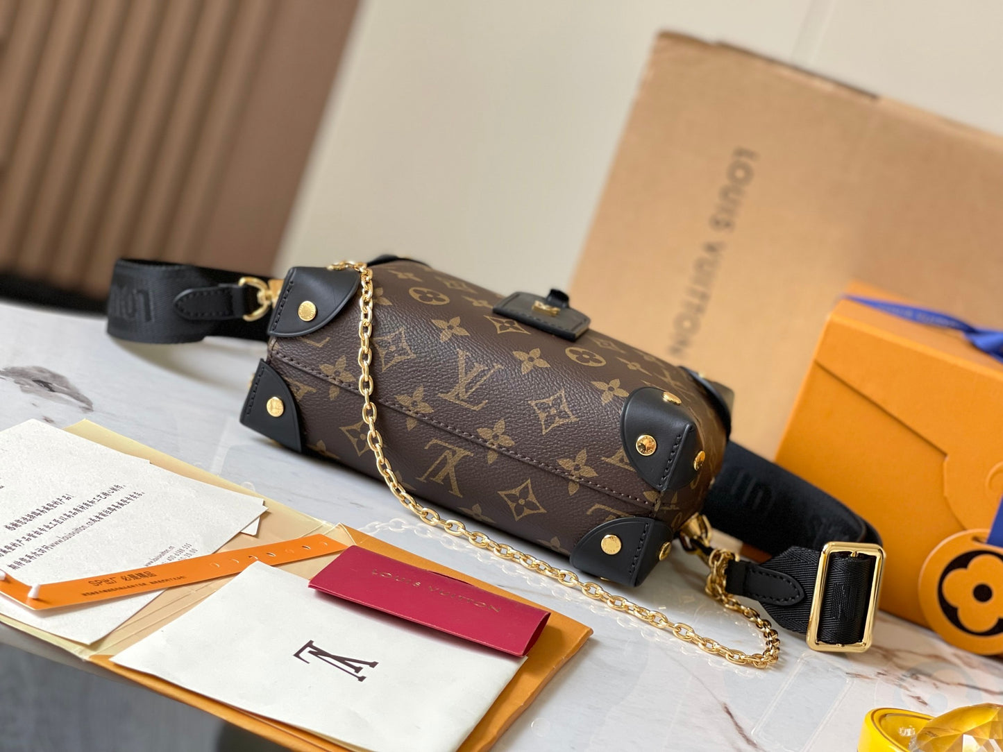 Lv Louis Vuitton Petite Malle Soufflé in Monogram Canvas