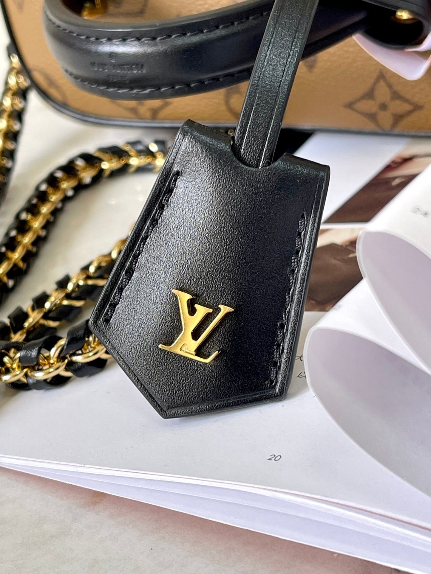 Lv Louis Vuitton Vanity PM in Monogram Canvas