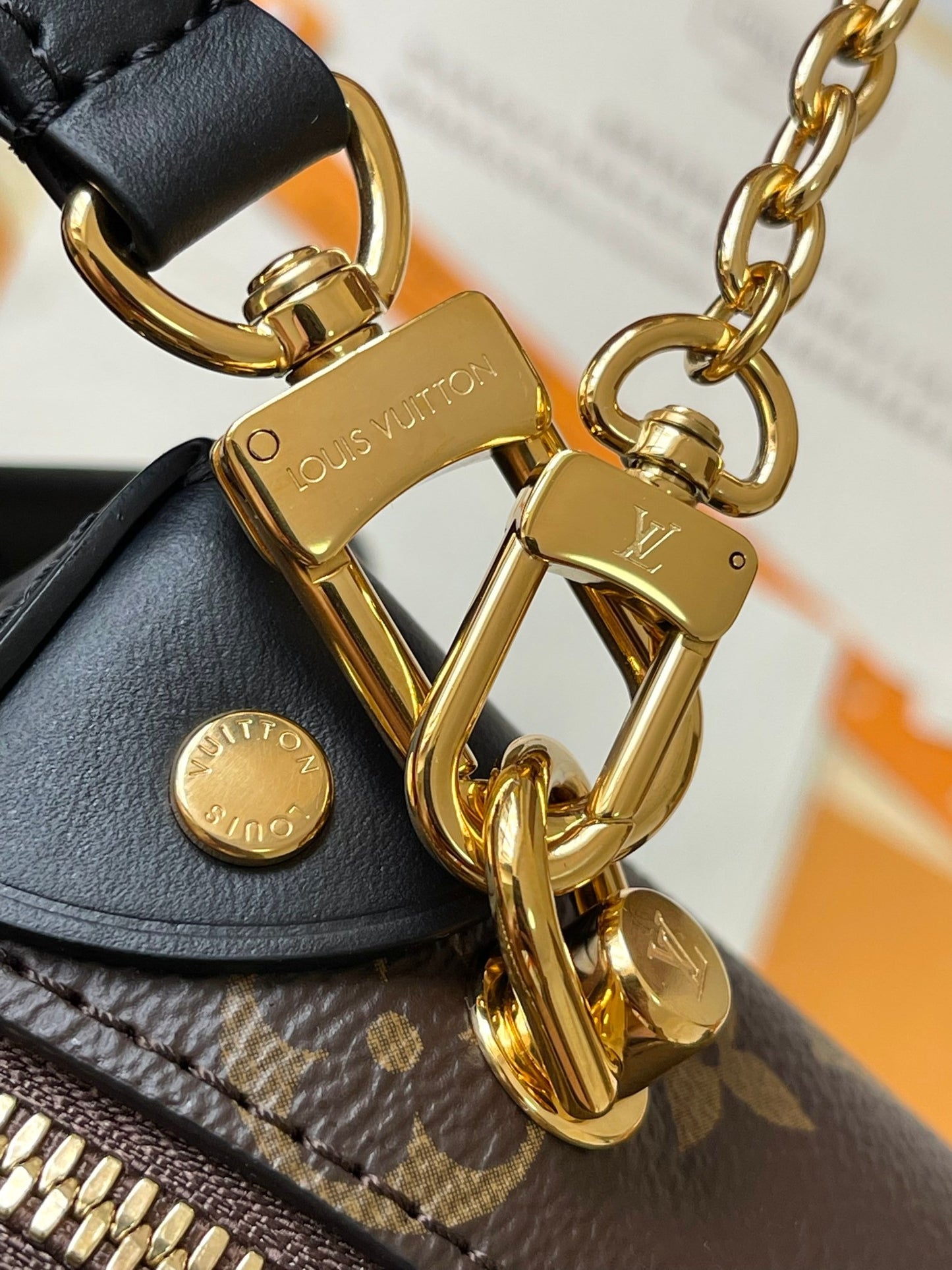 Lv Louis Vuitton Petite Malle Soufflé in Monogram Canvas