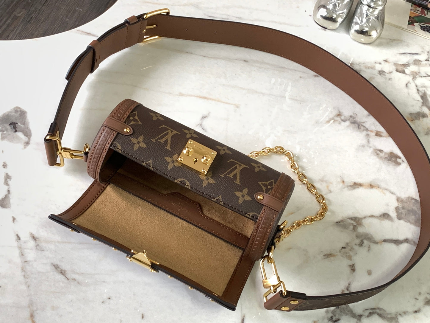 Lv Louis Vuitton Papillon Trunk in Monogram Canvas