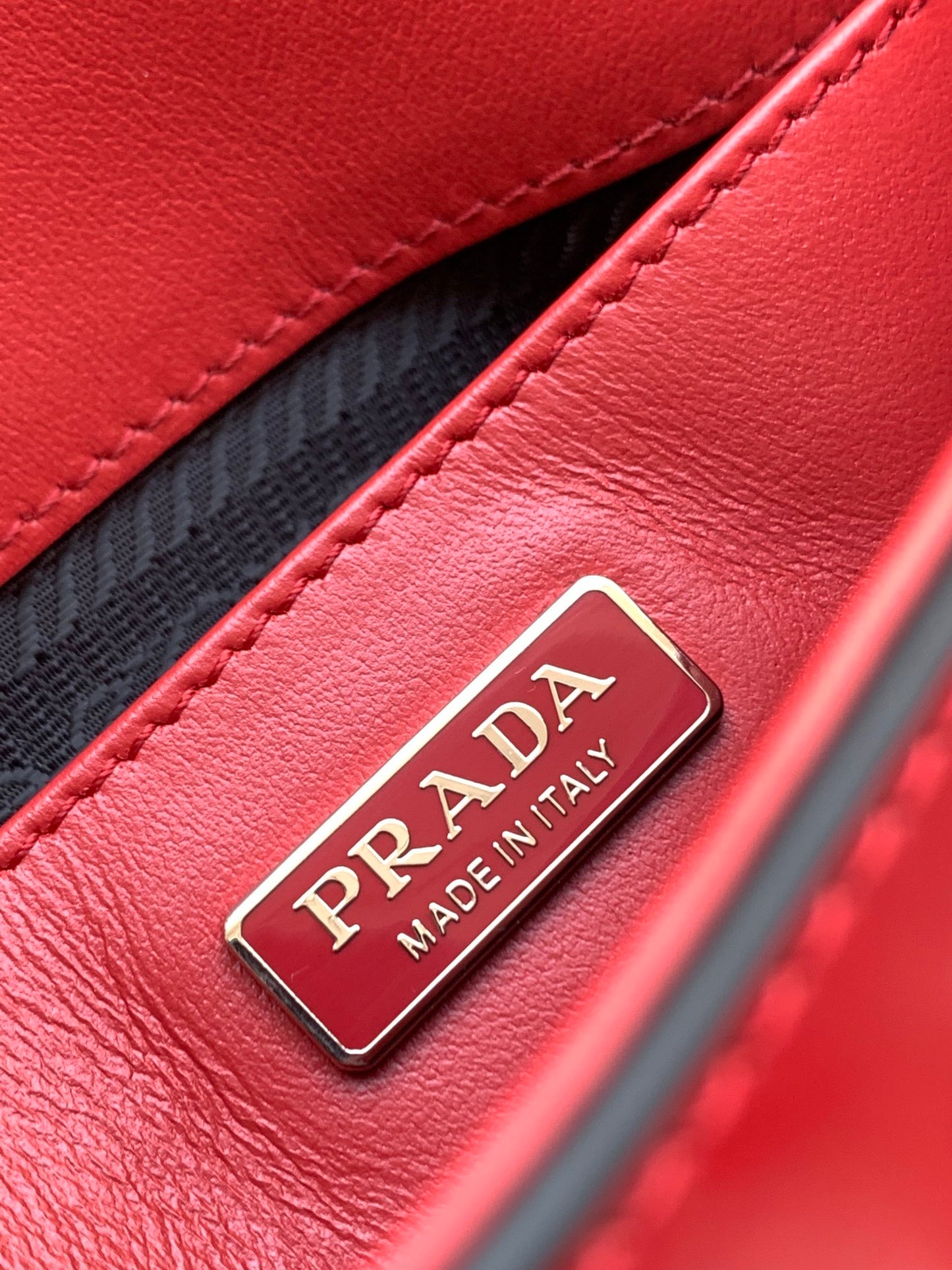 Prada Milano Flap Bag Brushed Leather 23cm