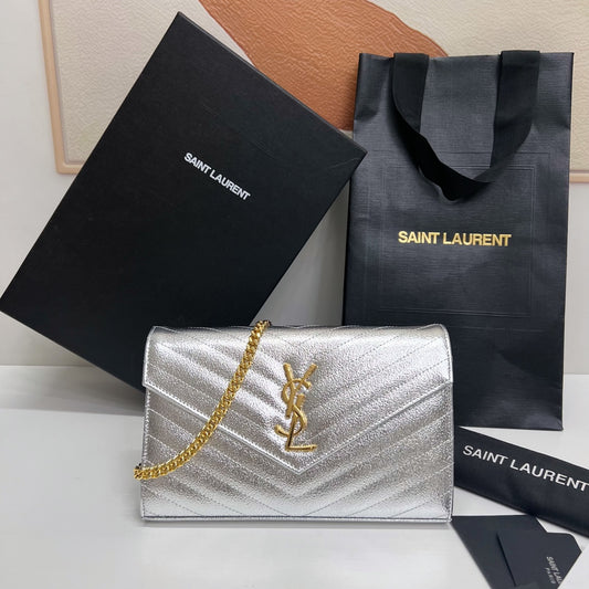 Ysl Saint Laurent Woc Cassandre Wallet on Chain