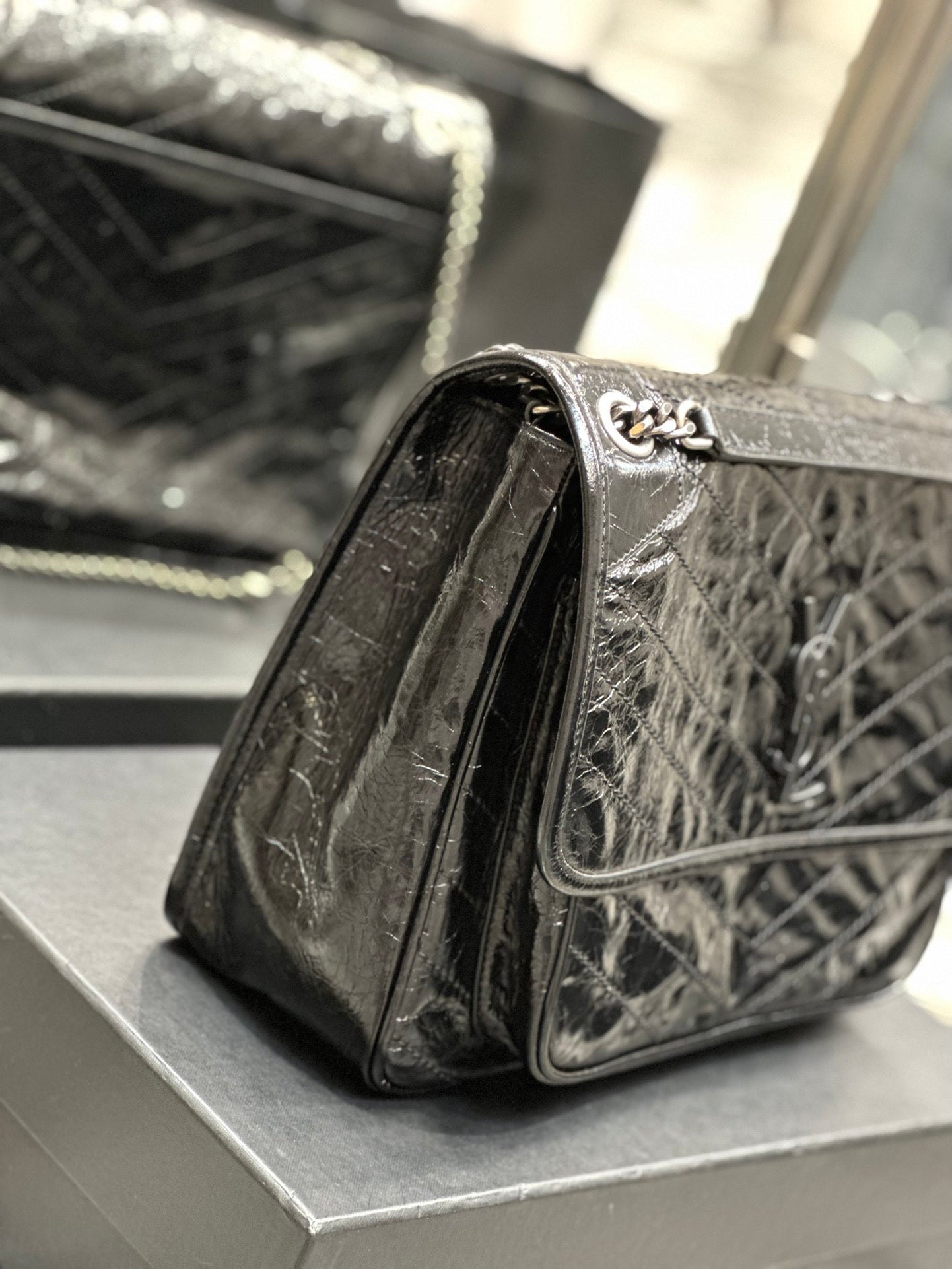 Ysl Saint Laurent Niki Bag Vintage Leather 32