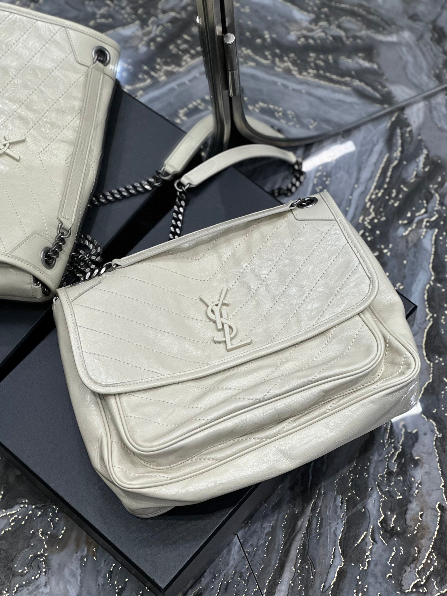 Ysl Saint Laurent Niki Bag Vintage Leather 32